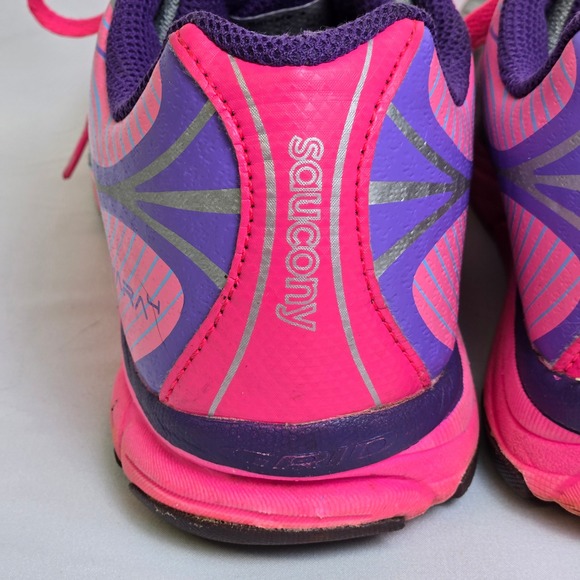 Saucony Kinvara 4 Running Shoes, Pink/Gray/Purple, Women's 6M, Fair/Good Used - Picture 12 of 16